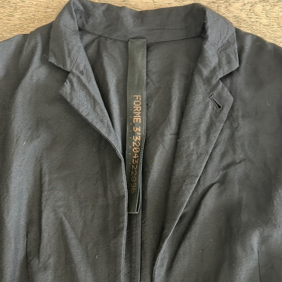 Forme D'Expression Lightweight Black Blazer - Picture 5 of 9
